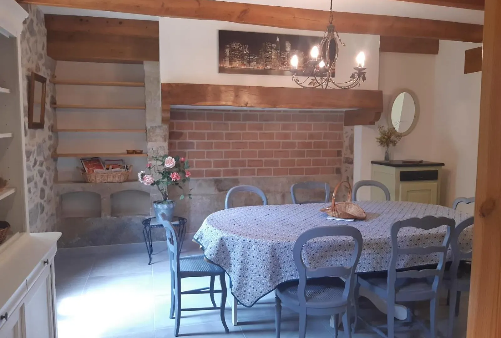 Gite Amelie Lanuejouls-et-Privezac Holiday home